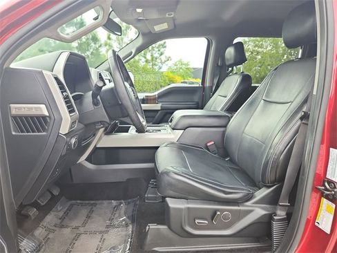 Used 2017 Ford F150 Lariat image 15