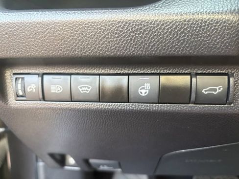Used 2024 Toyota RAV4 XLE w/ Convenience Package AWD/4WD image 18