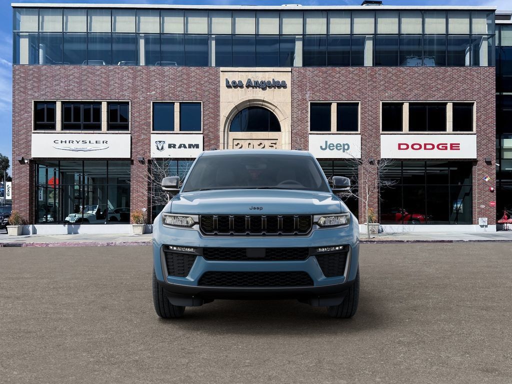 New 2026 Jeep Grand Cherokee Limited w/ Limited Altitude Package AWD/4WD image 6