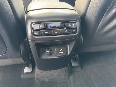 Used 2023 Hyundai Palisade Calligraphy image 15