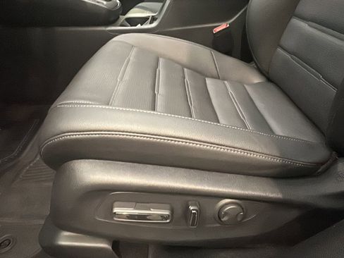 Certified 2026 Honda CR-V EX-L image 11