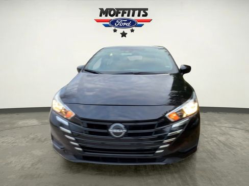 Used 2023 Nissan Versa SV image 8