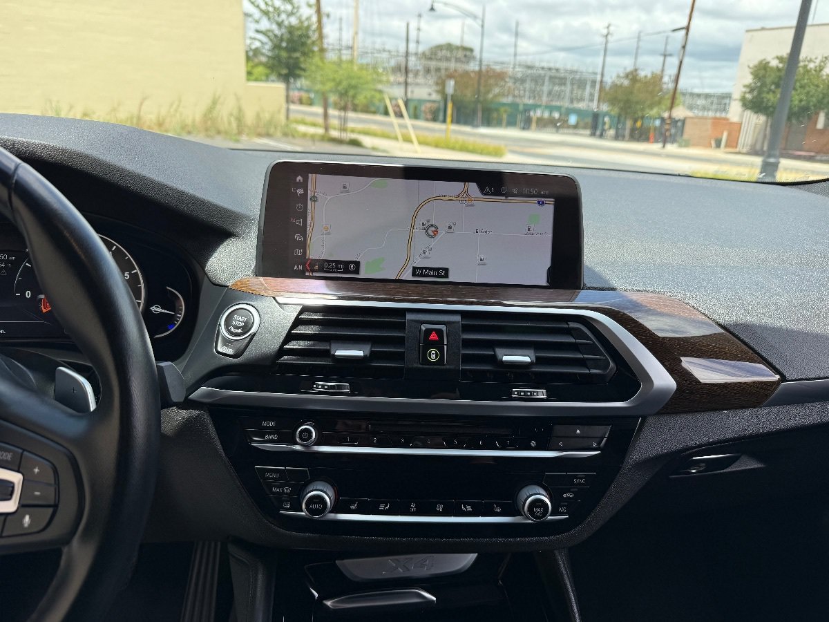 Used 2019 BMW X4 xDrive30i w/ Driving Assistance Package AWD/4WD image 25