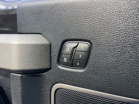 Certified 2019 Ford F150 Raptor w/ Equipment Group 802A Luxury image 19