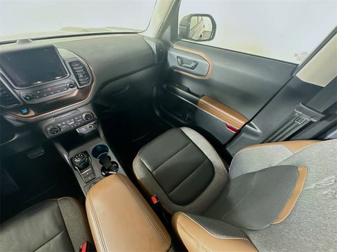 Used 2021 Ford Bronco Sport Outer Banks image 11