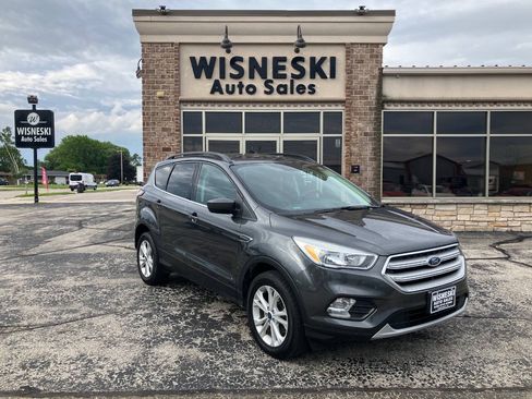 Used 2018 Ford Escape SE AWD/4WD image 1