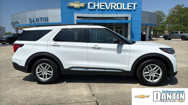 Used 2025 Ford Explorer Active RWD image 30