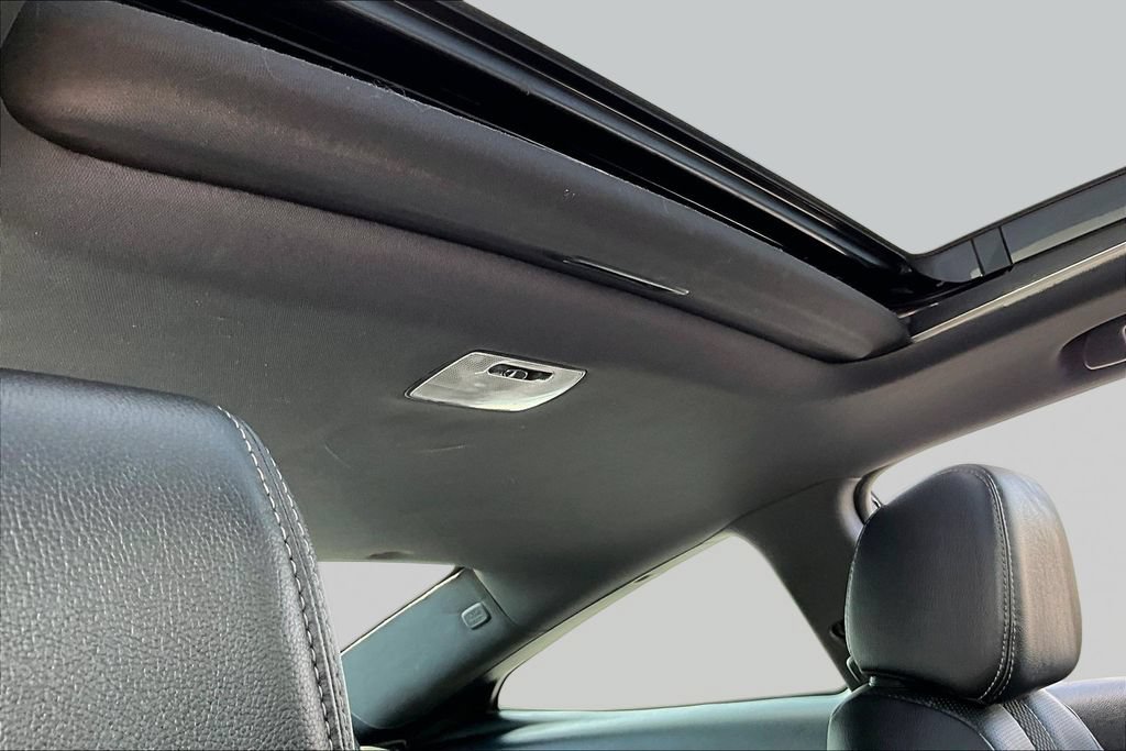 Used 2019 Honda Civic Touring image 22