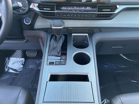 Used 2021 Toyota Sienna XSE image 14