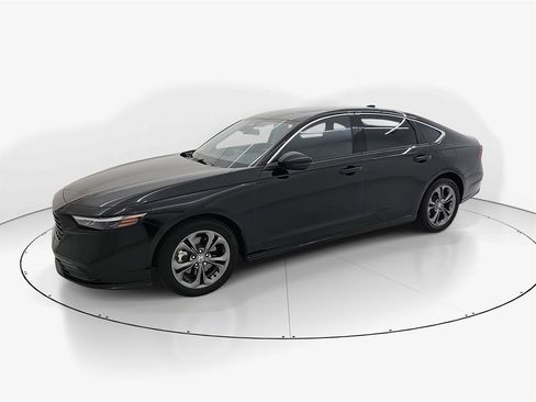 Certified 2023 Honda Accord EX-L image 10