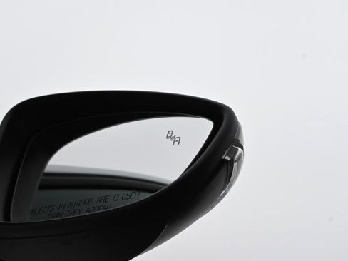 Used 2019 Volkswagen Passat 2.0T Wolfsburg w/ Wheels & Sunroof Package image 22