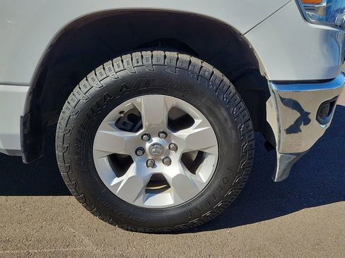 Used 2022 RAM 1500 Big Horn image 5