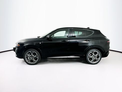 Used 2024 Alfa Romeo Tonale Ti AWD/4WD image 4
