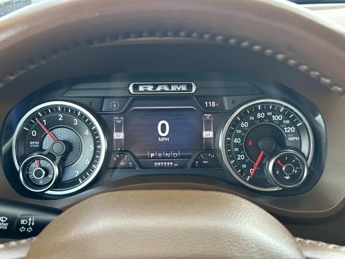 Used 2021 RAM 1500 Laramie AWD/4WD image 45
