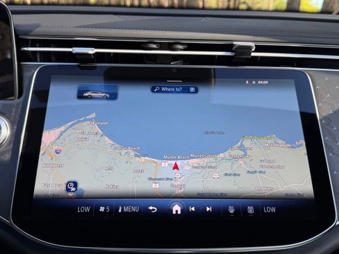 New 2026 Mercedes-Benz E 450 4MATIC Sedan image 4