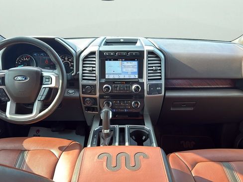 Used 2018 Ford F150 King Ranch w/ Equipment Group 601A Luxury AWD/4WD image 21