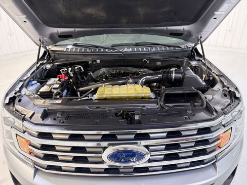 Used 2021 Ford Expedition XLT RWD image 30