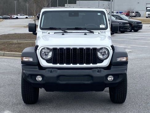 Used 2024 Jeep Wrangler Sport S image 2