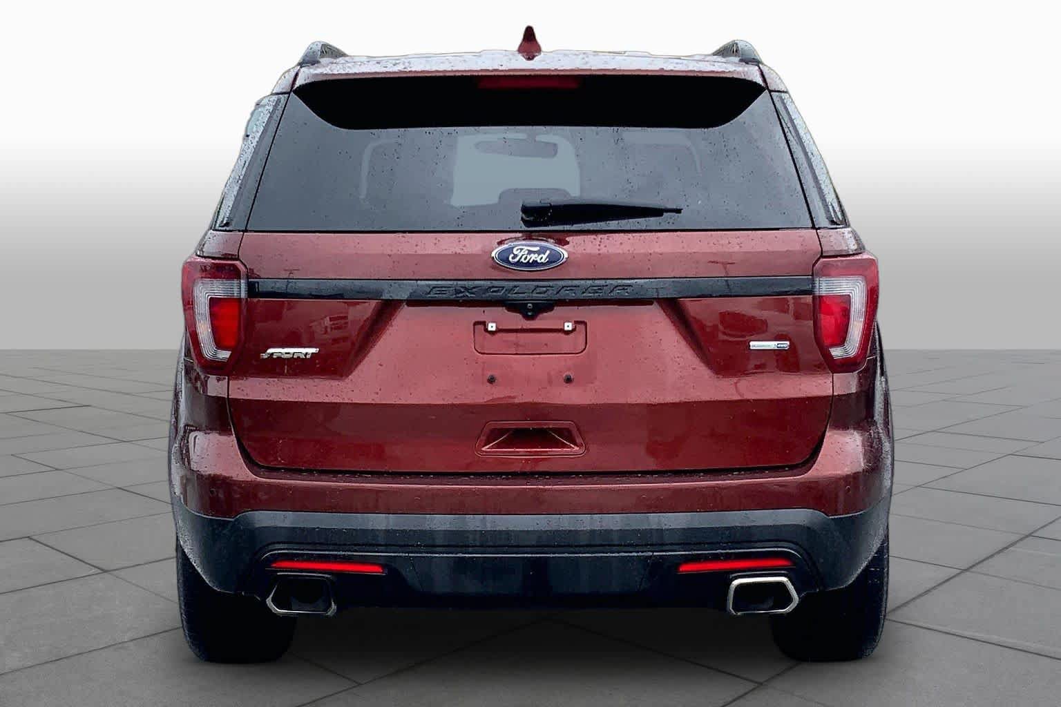 Used 2016 Ford Explorer Sport w/ Equipment Group 401A AWD/4WD image 5