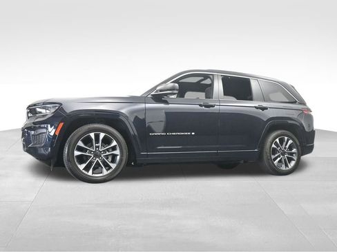 Used 2024 Jeep Grand Cherokee Overland w/ Luxury Tech Group IV image 64