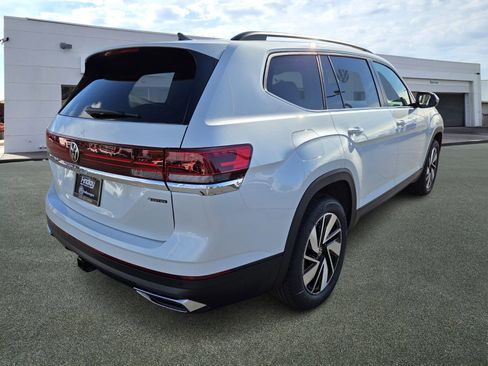 New 2026 Volkswagen Atlas SE AWD/4WD image 3