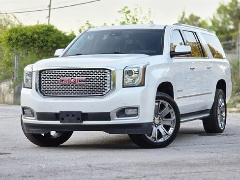 Used 2016 GMC Yukon XL Denali w/ Open Road Package image 2
