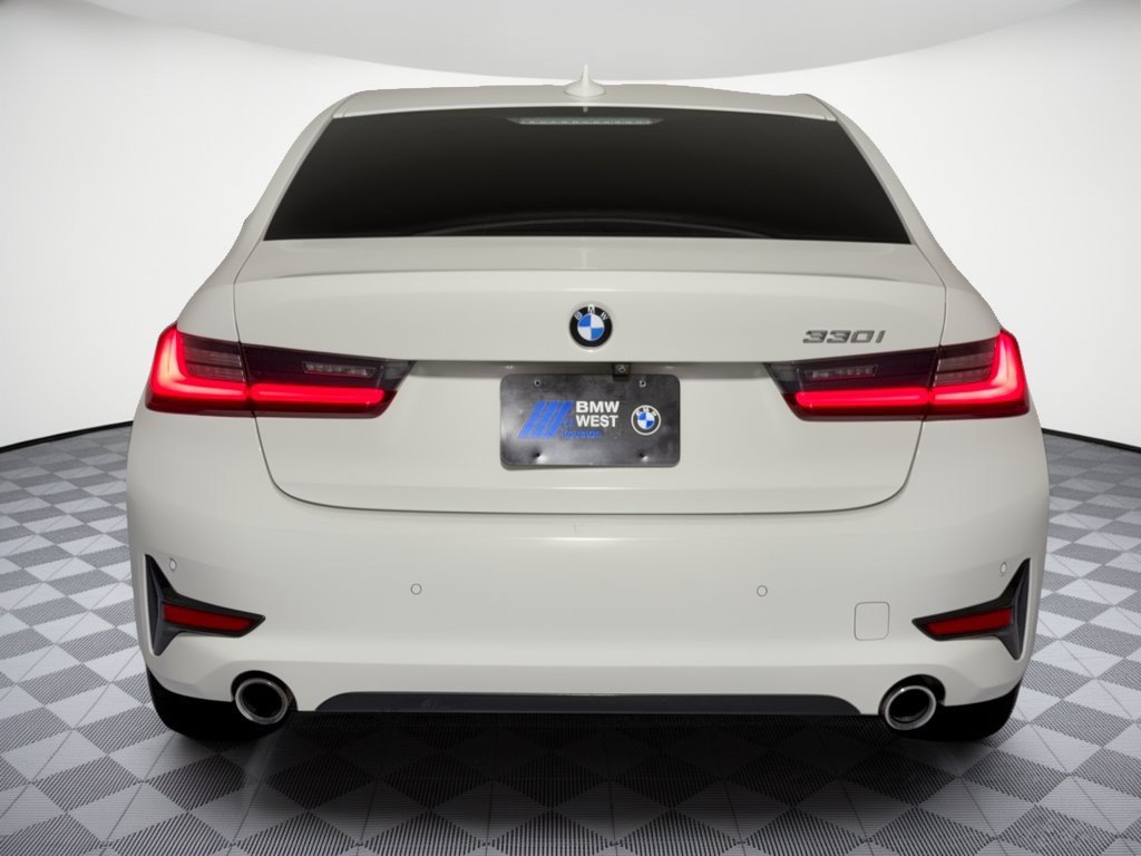 Used 2020 BMW 330i Sedan w/ Convenience Package RWD image 11