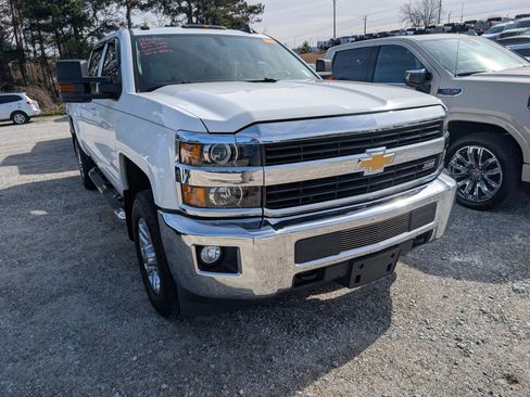 Used 2016 Chevrolet Silverado 2500 LT w/ All Star Edition image 2