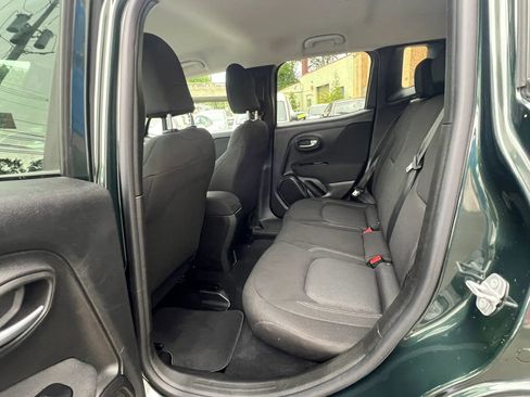Used 2021 Jeep Renegade Sport FWD image 28