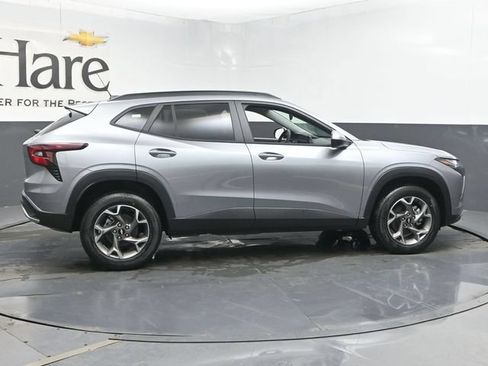 New 2026 Chevrolet Trax LT FWD image 15