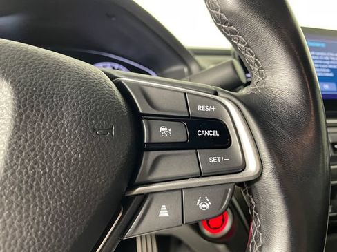 Used 2022 Honda Accord Sport image 10
