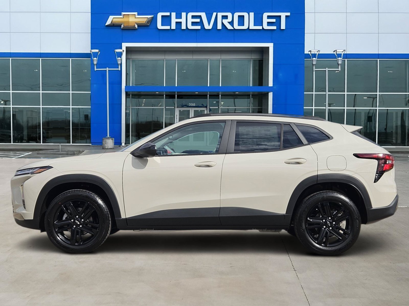 New 2026 Chevrolet Trax ACTIV w/ Driver Confidence Package FWD image 3