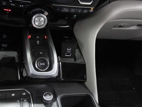 Used 2023 Acura MDX SH-AWD w/ Technology Package image 16