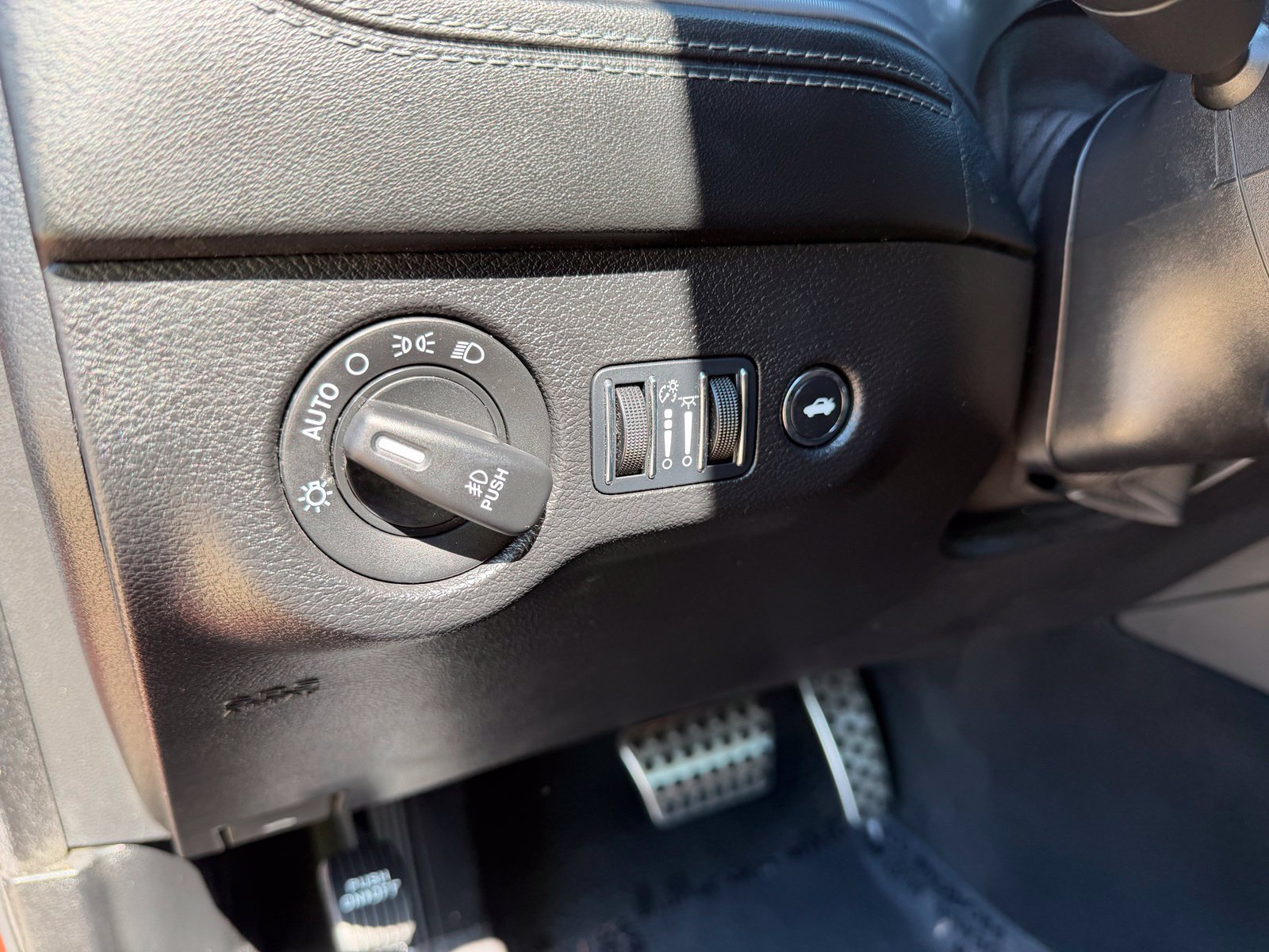 Used 2023 Dodge Charger Scat Pack w/ Plus Group RWD image 17
