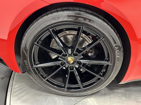 Certified 2024 Porsche 911 Carrera T RWD image 12