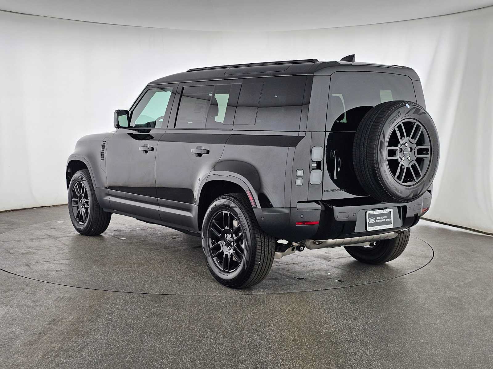 New 2026 Land Rover Defender 110 S AWD/4WD image 3