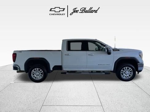 Used 2022 GMC Sierra 2500 SLT w/ SLT Premium Package image 7