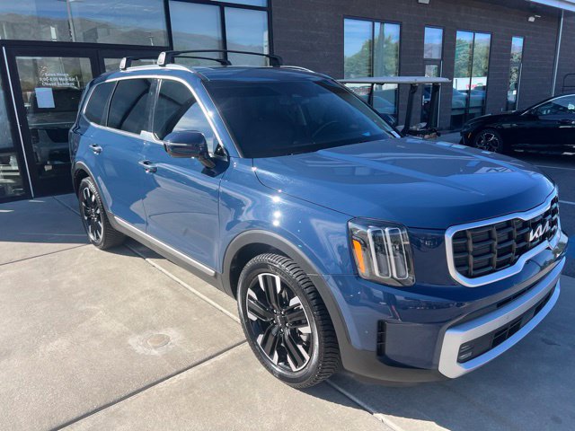 Used 2024 Kia Telluride SX Prestige AWD/4WD image 2