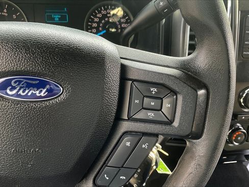 Used 2016 Ford F150 XLT AWD/4WD image 13