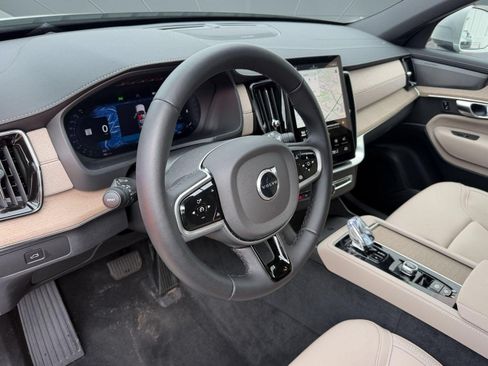 Certified 2026 Volvo XC90 B6 Plus w/ Protection Package Premier AWD/4WD image 4