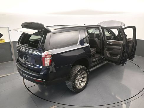 Used 2022 Chevrolet Suburban Z71 w/ Luxury Package AWD/4WD image 83