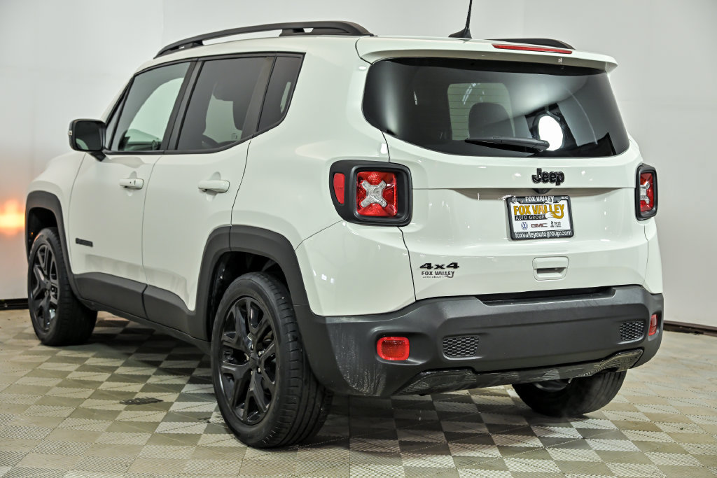 Used 2022 Jeep Renegade Altitude AWD/4WD image 6