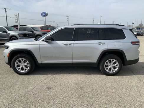 Used 2023 Jeep Grand Cherokee L Limited AWD/4WD image 8