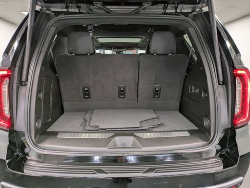 Used 2024 GMC Yukon Denali image 23
