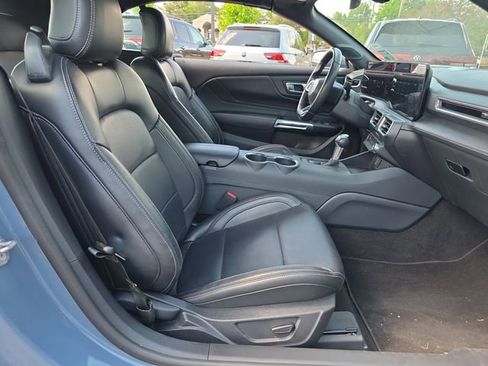 Used 2025 Ford Mustang Premium RWD image 14