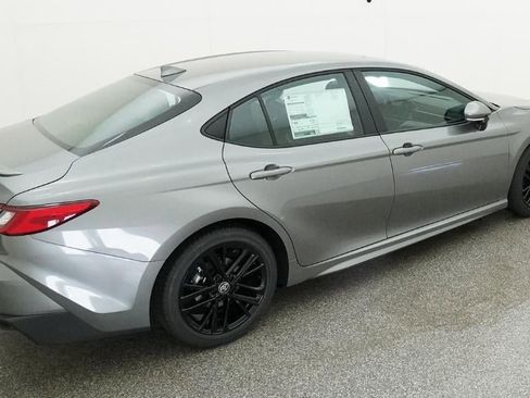 New 2026 Toyota Camry SE FWD image 9