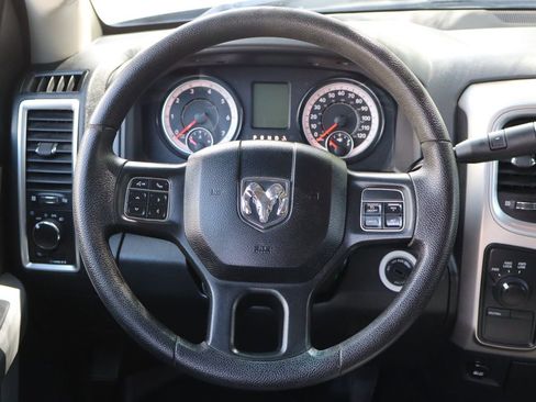 Used 2017 RAM 2500 SLT AWD/4WD image 18