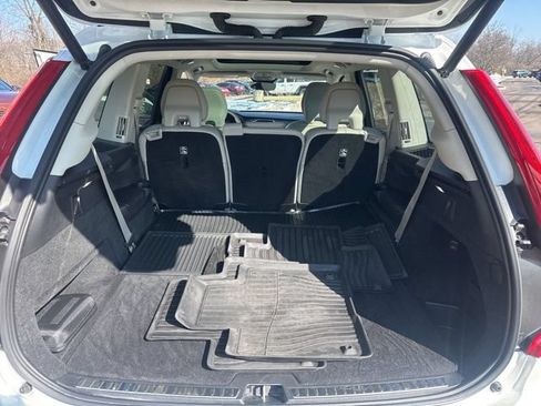 Used 2023 Volvo XC90 B6 Ultimate w/ Protection Package Premier AWD/4WD image 36