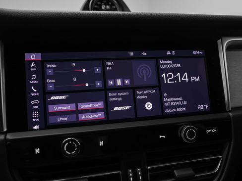 Certified 2026 Porsche Macan image 39