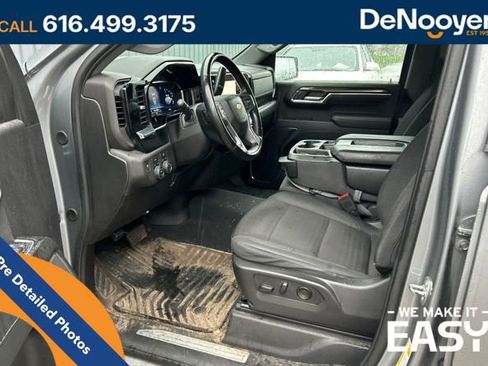 Used 2024 Chevrolet Silverado 1500 LT AWD/4WD image 10